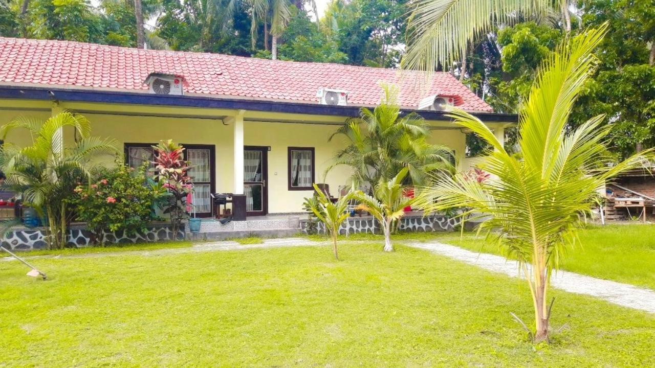 Kuta Lodge Homestay Kültér fotó